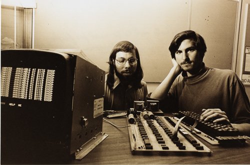 Steve Jobs e Steve Wozniak i fondatori di Apple